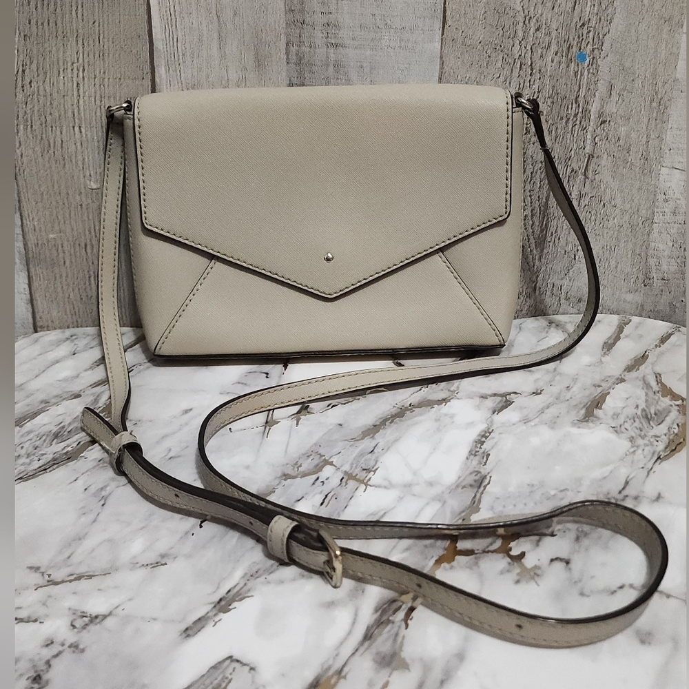 🌷Kate Spade Small Crossbody Bag Leila Envelope Style🌷PWRU4078
